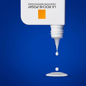 3337875886307_Anthelios_UVMune400_Dermo-Paediatrics_SPF50+_50ml__03_La-Roche-Posay